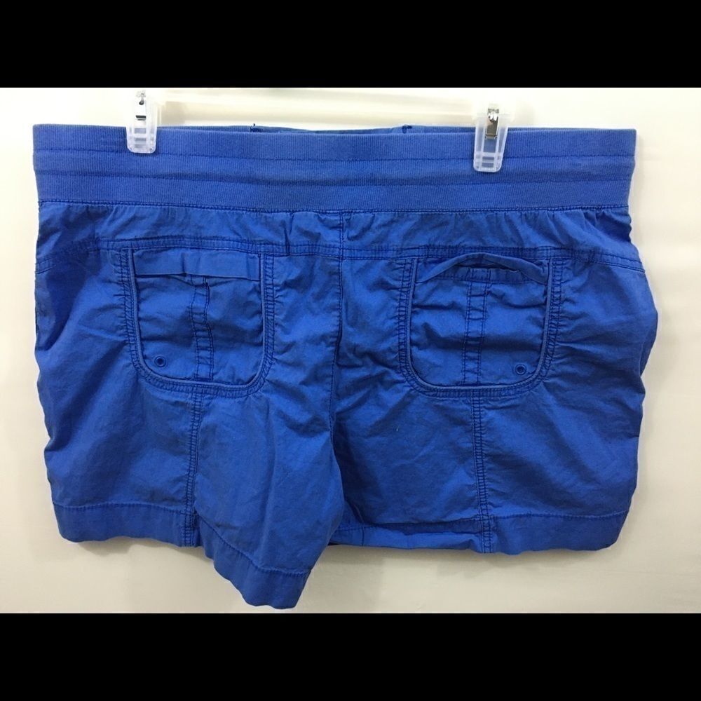 Khakis & Co Women’s Blue Bermuda Shorts Size 16 - Picture 3 of 5